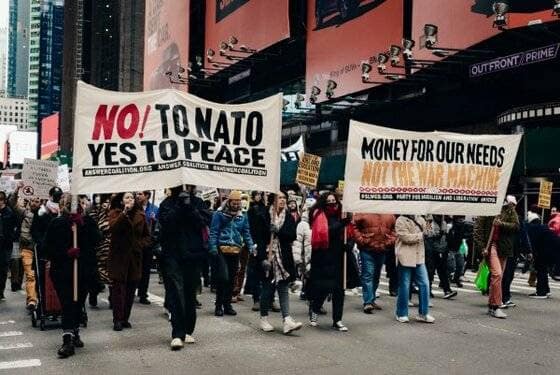 Manifestación contra la OTAN en Chicago