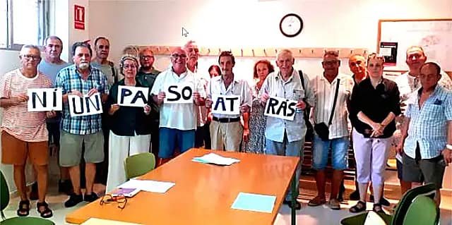 Plataforma por la reversión pública del Hospital de Manises convoca movilizaciones para septiembre y octubre