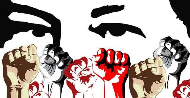 Dibujo de puños en alto