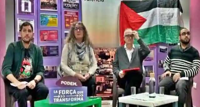Intergrantes de la mesa de debate: Juan Palomer, Carol Sis, Blas Ortega y Tamer Hamdam