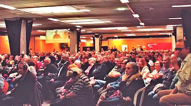 Foto de la reunión del Encuentro Europeo contra la Guerra