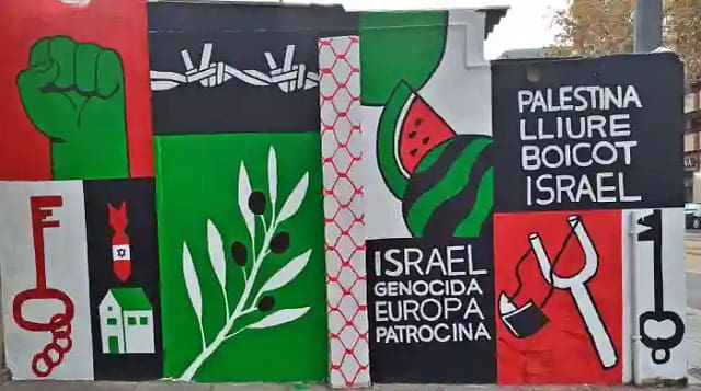 Foto del mural pintado en un bajo de Benimaclet (València)