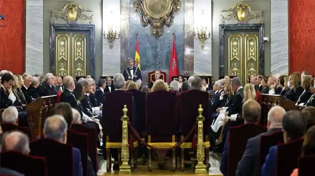Jueces, fiscales y altos funcionarios se unen contra la Ley de Amnistía | Efe