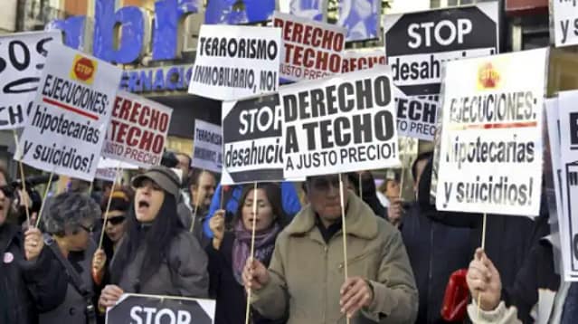 Manifestación contra los desahucios y por el derecho a techo