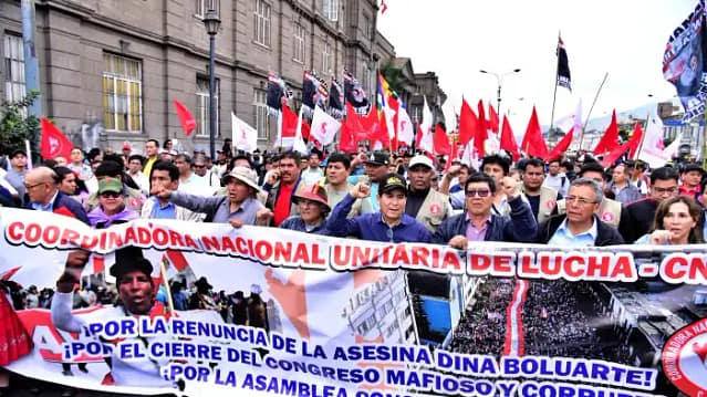 Manifestación en Lima el 19 de julio