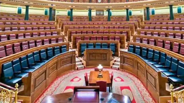 Foto de Parlamento español "vaciado"