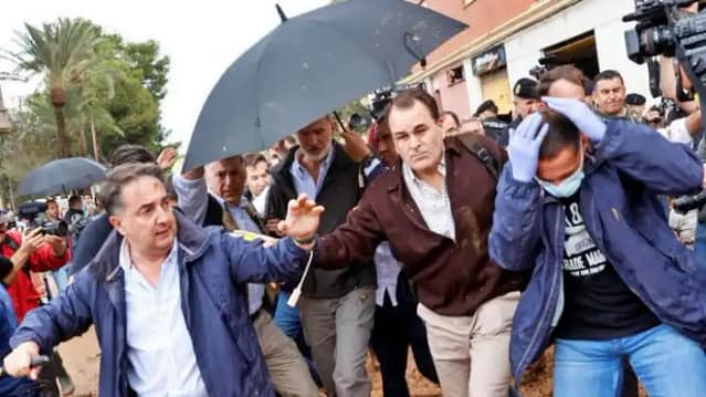 Foto archivo visita autoridades a Paiporta (Valencia)