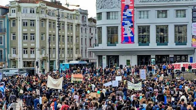 Movilización en Oporto. (Foto: vía Home to Live Manifestation)