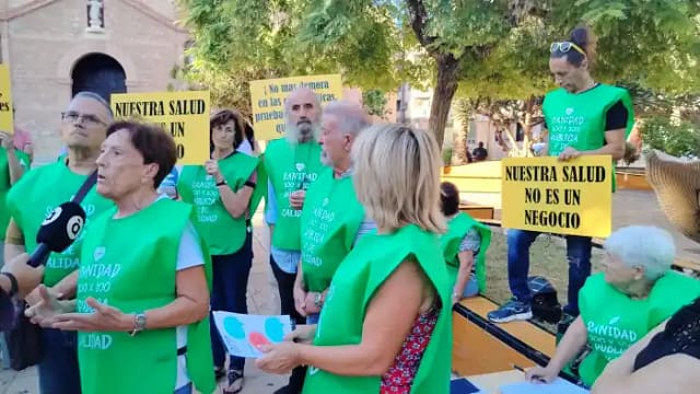 Concentración Plataforma defensa sanidad pública de Torrevieja