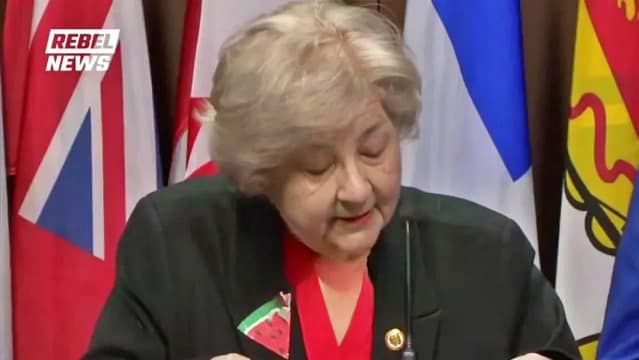 Elizabeth Rowley. Líder del PC de Canadá