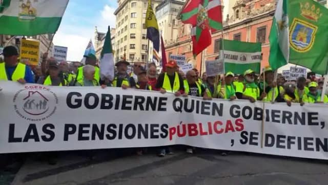 Manifestación de pensionistas en defensa de las pensiones