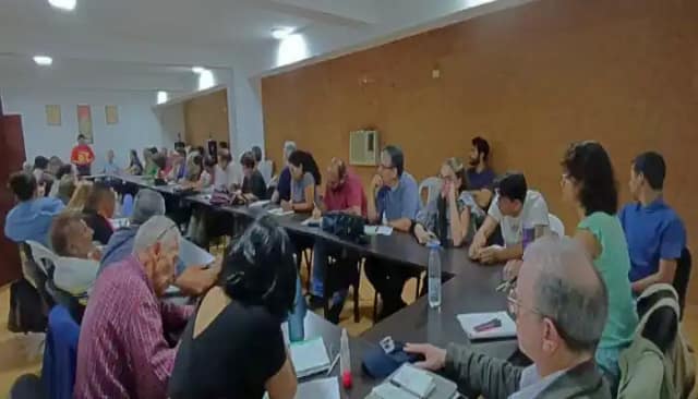 Foto de la reunión del Comité Central