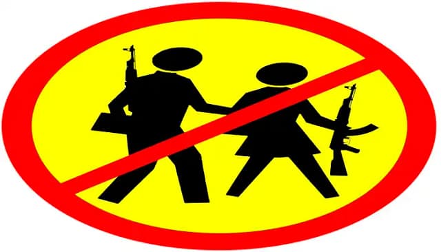 Dibujo Fuera ejército de las aulas