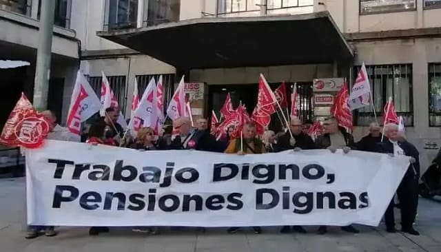 Manifestación en defensa de los salarios y las pensiones