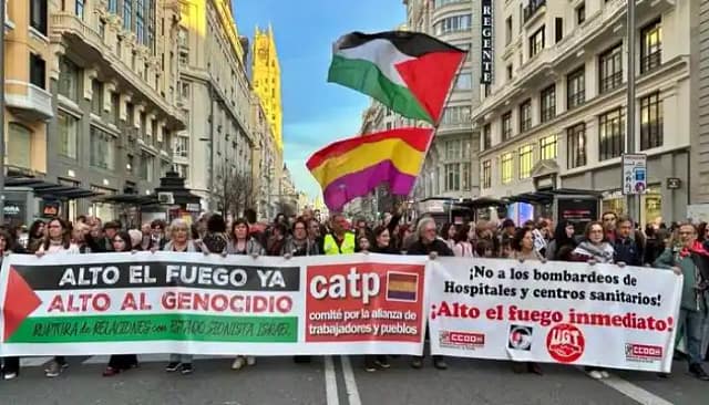 Manifestación contra la guerra y el genocidio en Madrid
