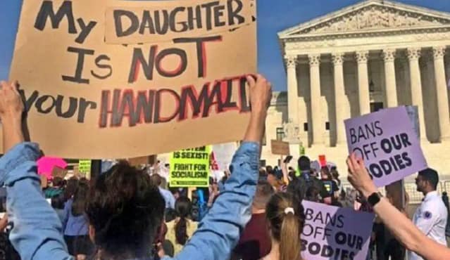 El militarismo y la colonización sexual de las mujeres.