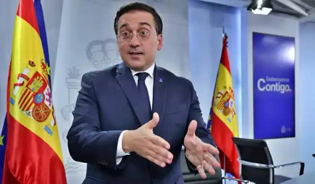 Sánchez hipoteca futuros gobiernos con nuevas compras millonarias de armamento