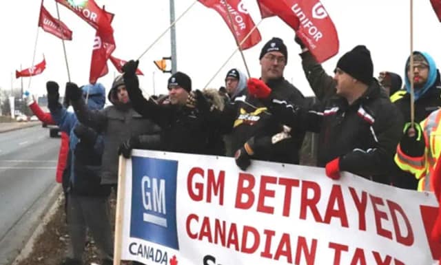 Los comunistas piden la nacionalización de la industria automotriz mientras los despidos arancelarios golpean a Canadá.