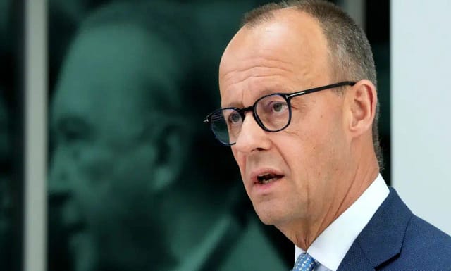 Falso comienzo del nuevo gobierno de Merz en Alemania, elegido finalmente por el apoyo de La Izquierda y los Verdes.