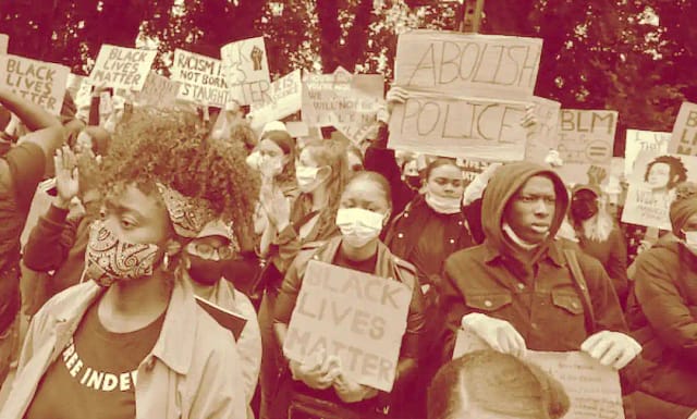 Importancia de la lucha ideológica para los marxistas.