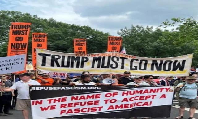 Foto de la marcha de la convocatoria