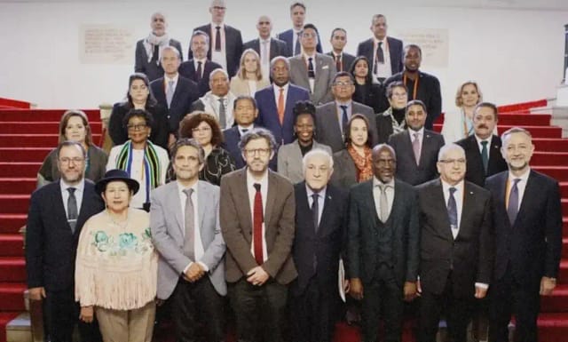Foto de los mandatorios participantes en la Conferencia internacional