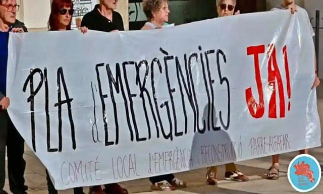 Presentación en Alfafar de la campaña por planes de emergencia YA