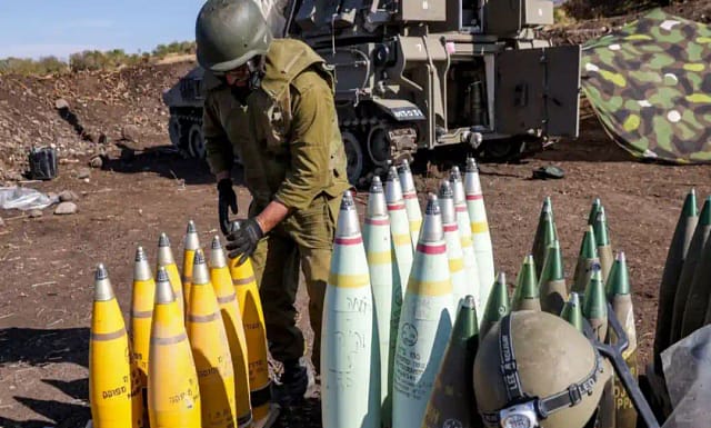 Foto de archivo de transporte de armas