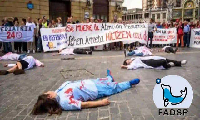 La sanidad pública se deteriora y avanzan las privatizaciones.