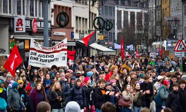 Gran rechazo a la mili forzosa en Alemania.