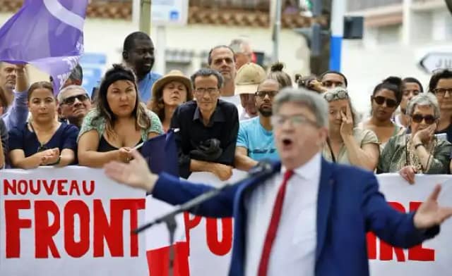 Intervención de Mélenchon ante las masas