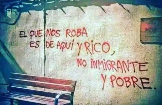 Pintada denunciando que los ricos pagan menos que los pobres