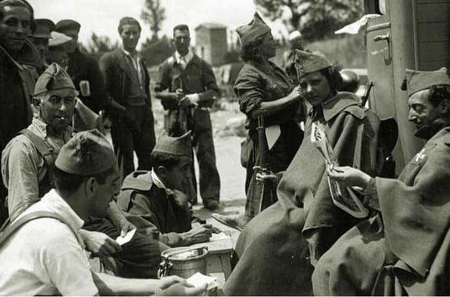 Una pausa en el frente del centro (octubre de 1936). Autor: Piortiz