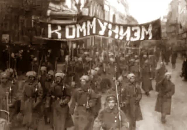 Foto archivo de manifestación bolcheviques